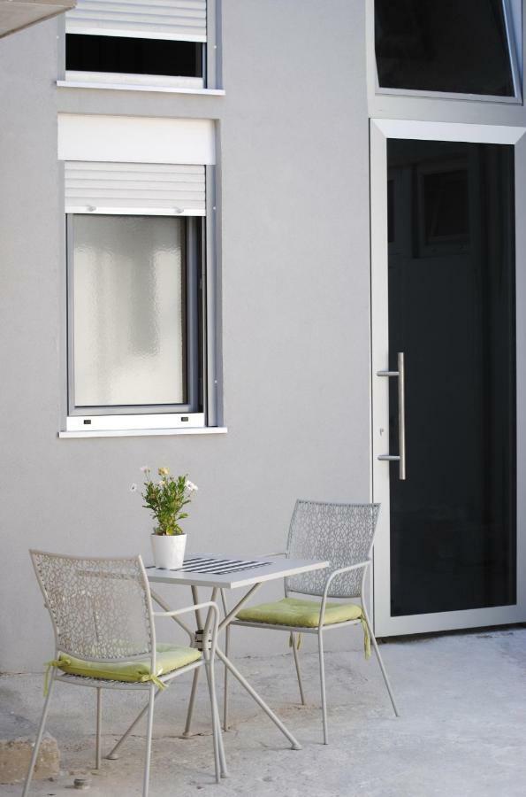 Studio Porta Split Exterior photo
